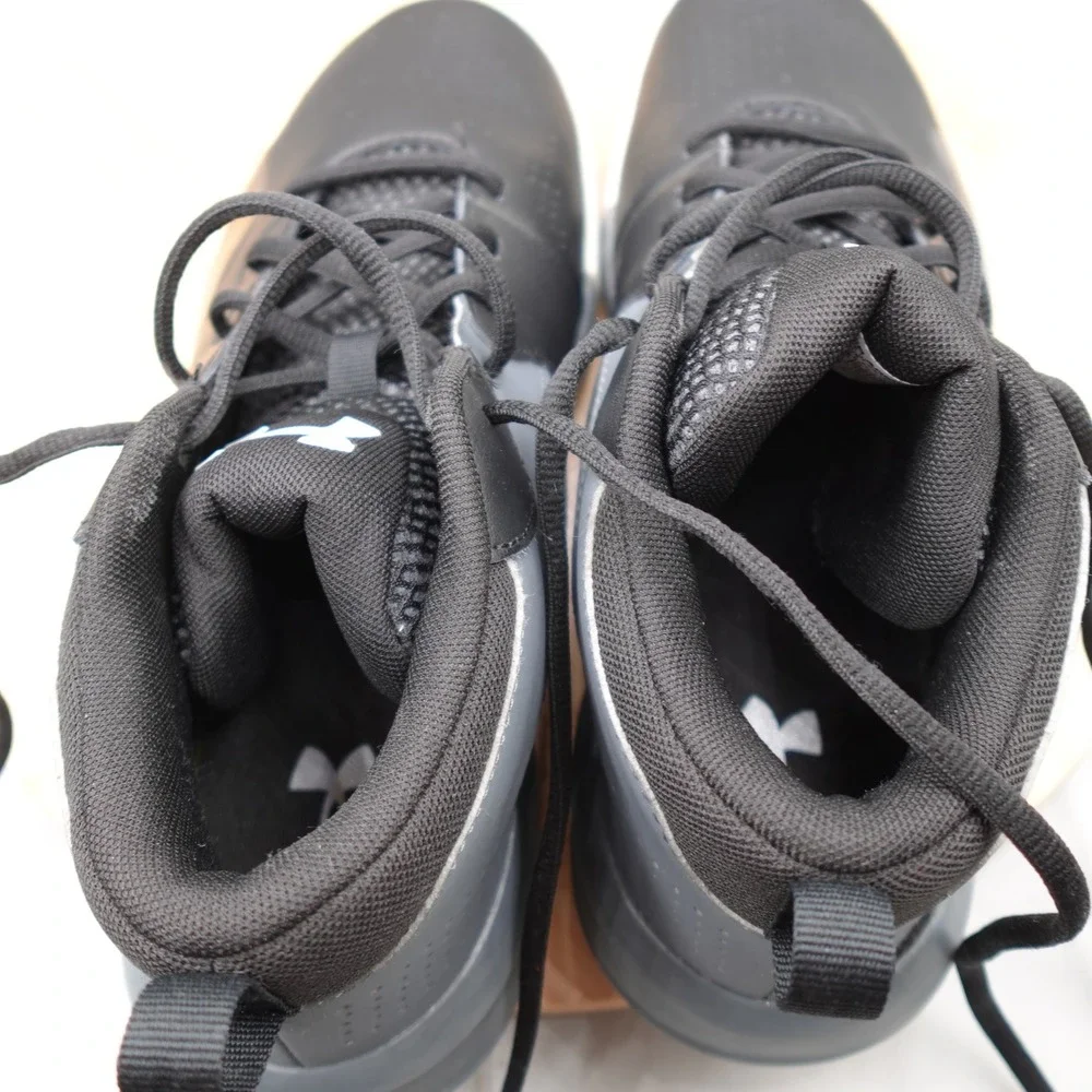 Under Armour Shoes 6.5Y Women 8 Black Lockdown 5 Basketball 3023533-001 Flaw